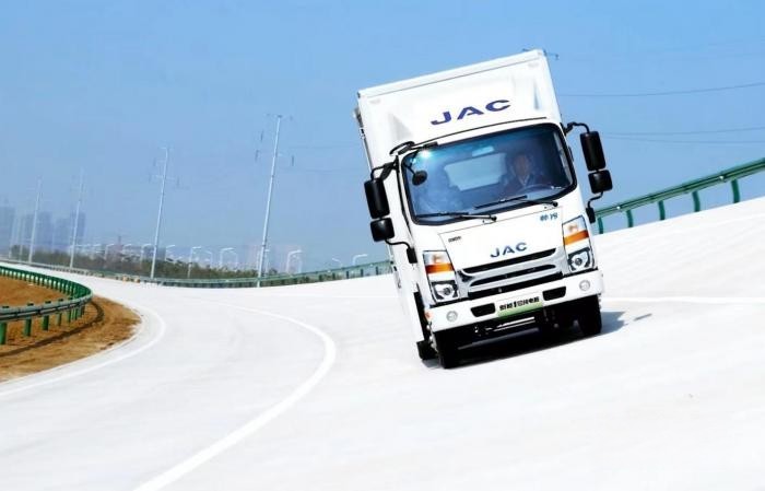 江淮1卡：推動(dòng)制造業(yè)可靠性提升，打造底盤(pán)更好的高端智能卡車