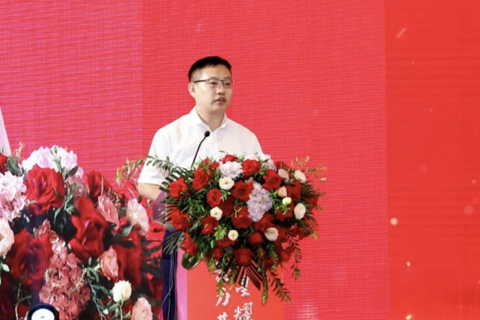 江淮格爾發重卡:1-6月累計銷售重卡6628輛,同比增長37%