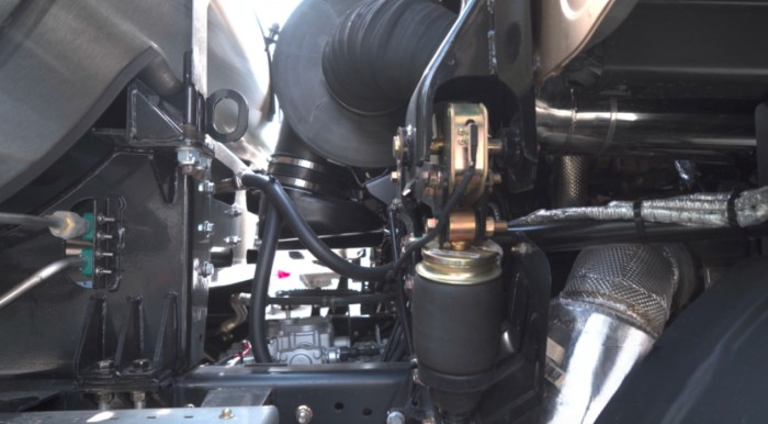 聯(lián)合C9登陸貴州 收獲訂單60臺！卡二代白領(lǐng)計(jì)劃收獲用戶點(diǎn)贊