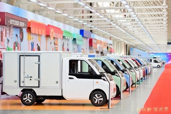 擺攤創業難?北汽雷馳新能源MINI卡賺錢更輕松