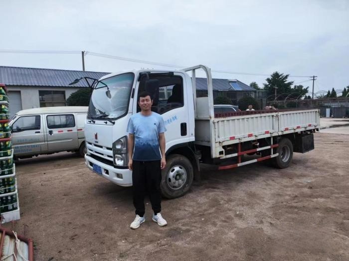 海岸線上的精靈 慶鈴為劉明明的工作添彩！