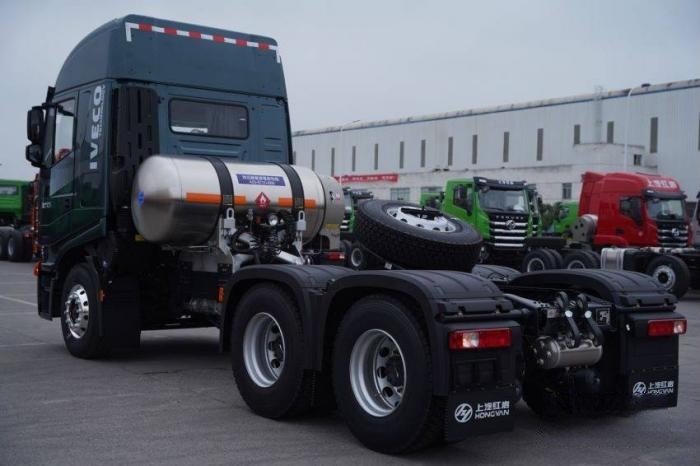 經(jīng)濟(jì)、安全又可靠 上汽紅巖LNG重卡助力卡友高效運(yùn)營