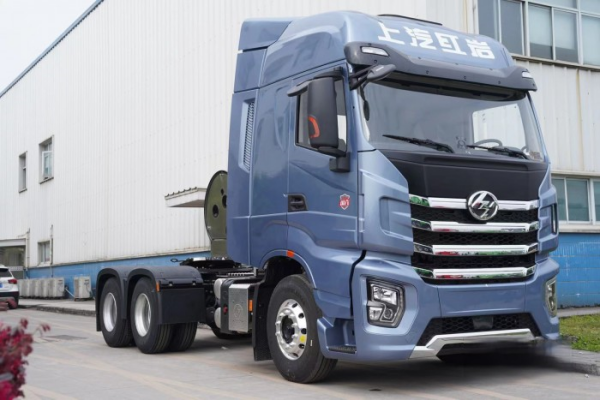 經(jīng)濟(jì)、安全又可靠 上汽紅巖LNG重卡助力卡友高效運(yùn)營