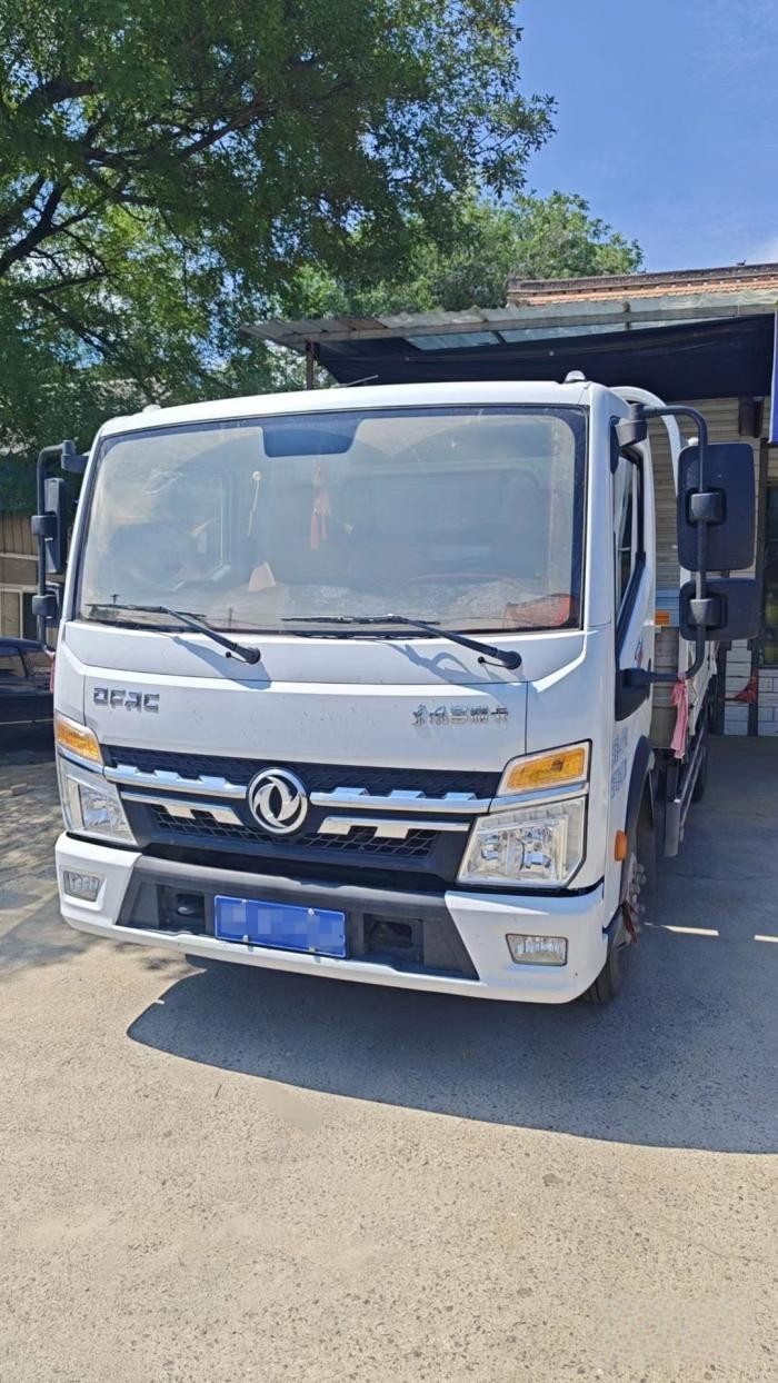 卡友兄弟說 家人作伴、朋友相隨,這樣的幸福與東風多利卡超能有關