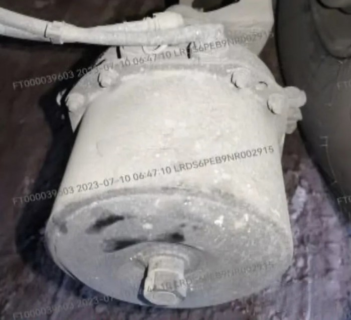 青藏雨夜救援,歐曼人不懼艱險!