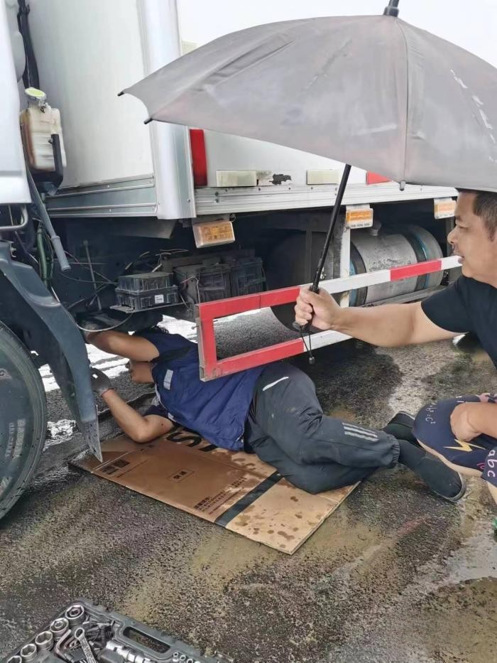 送物資進災區，福田奧鈴全面開啟救援行動