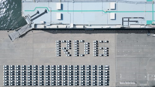 “中國(guó)智造”出海進(jìn)行時(shí),吉利雷達(dá)首批純電皮卡揚(yáng)帆啟航