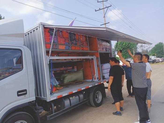 愛琢磨的“彈棉郎” 選擇江淮1卡帥鈴S3走街串巷送溫暖!