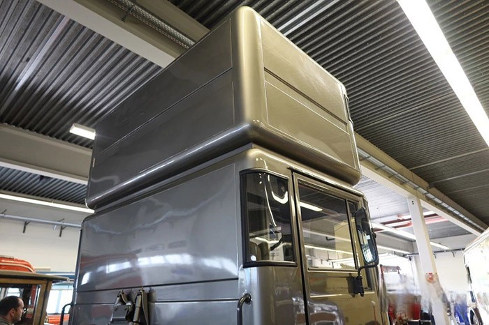 如果有人需要一個徹底放松的地方，那這時第三個元素：臥鋪艙就出現了。