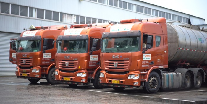 危化運(yùn)輸首選!為何順君12年堅(jiān)持信賴聯(lián)合重卡?