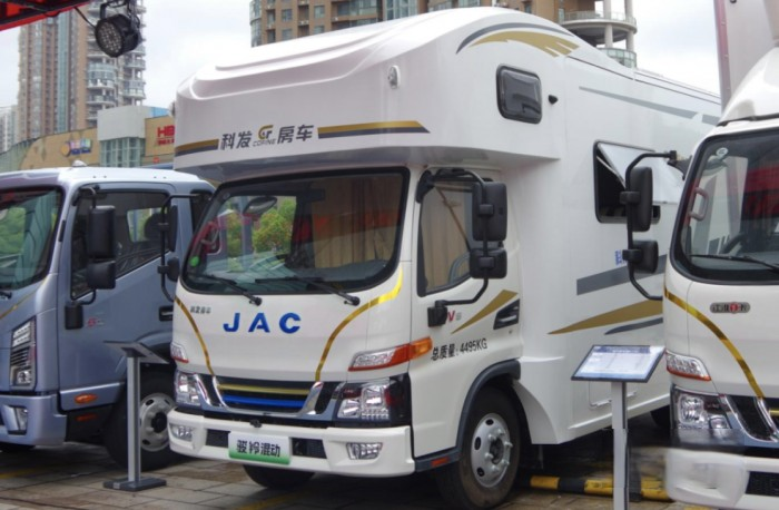 輕卡也能做房車?江淮1卡駿鈴聚寶盆混動房車為你打開旅行新方式!