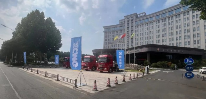 氣勢(shì)如虹！30臺(tái)漢風(fēng)XG1H 燃?xì)鉅恳?chē)熱銷(xiāo)河南