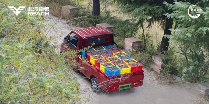 領跑“家商兩用”新賽道！北汽雷馳新能源MINI皮卡全球潮酷上市   