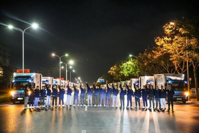 賽事官方唯一指定用車 飛碟汽車與跑友們共赴“日馬”之約!